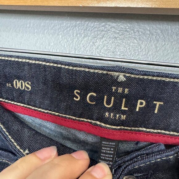 WHITE HOUSE BLACK MARKETS sculpt slim jeans in dark wash size 00 Short - Picture 3 of 7